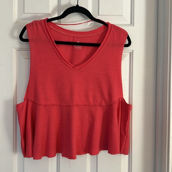 Free people movement full hearts tank in hot hibiscus small - Picture 2 of 5